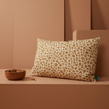 Coussin rectangulaire " Pause café " - Léopard camel