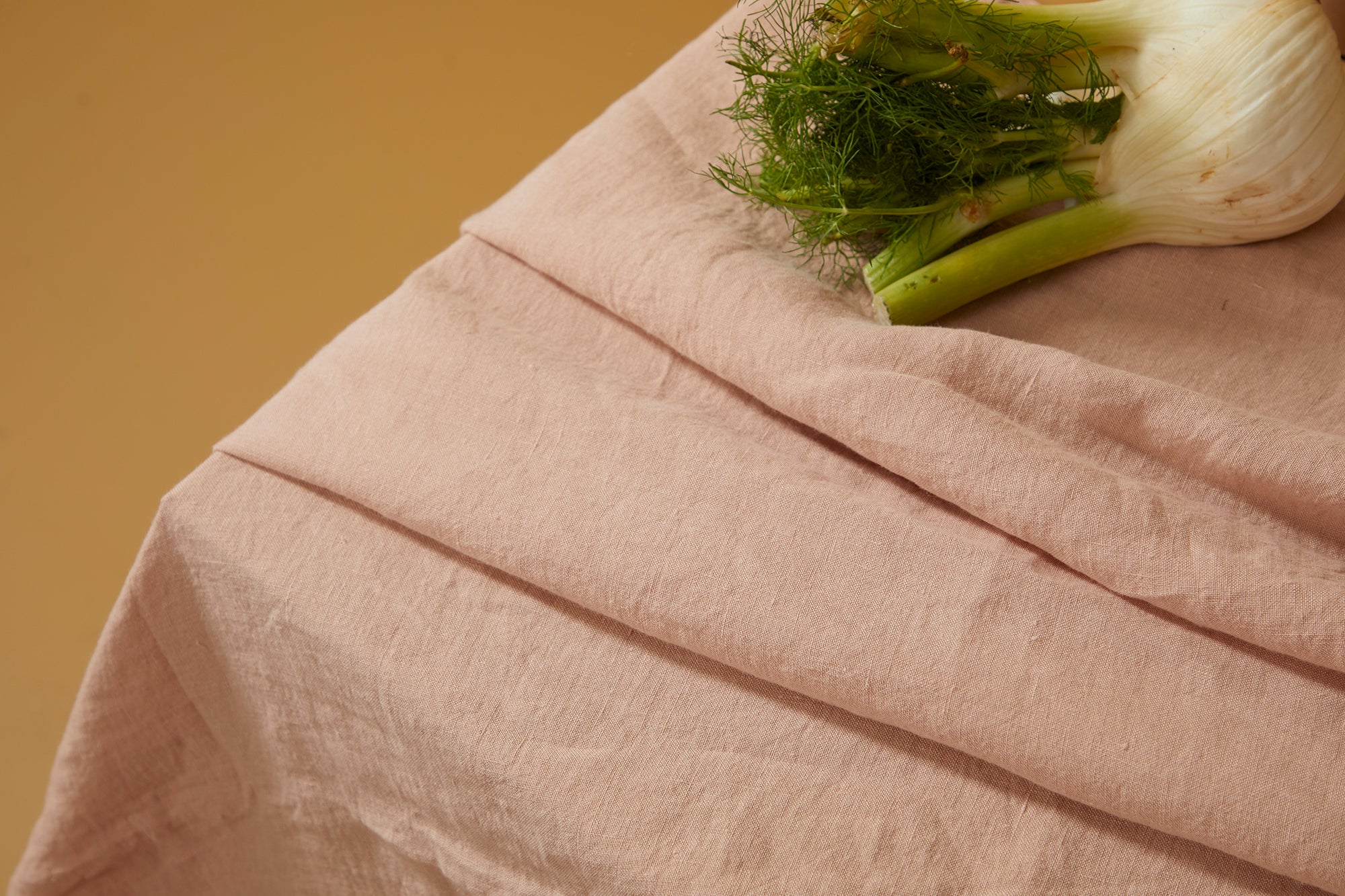 Nappe " à taaable ! " - Rose poudré-linge de maison-Bilboquet Deco